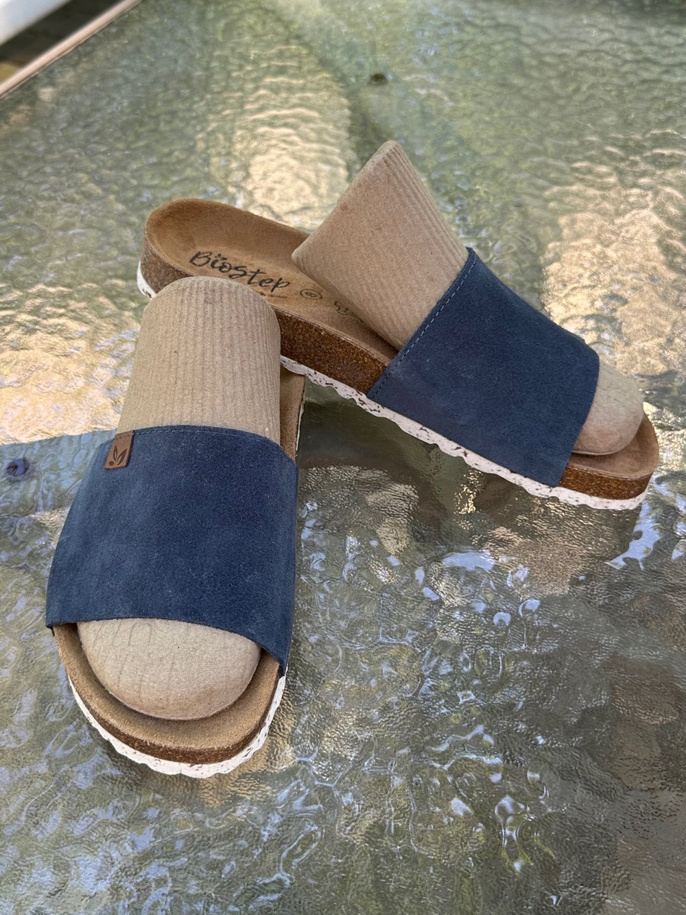 Suede Biostep Slides